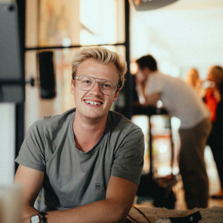 Porträt von Max, Eventfotograf in Bielefeld